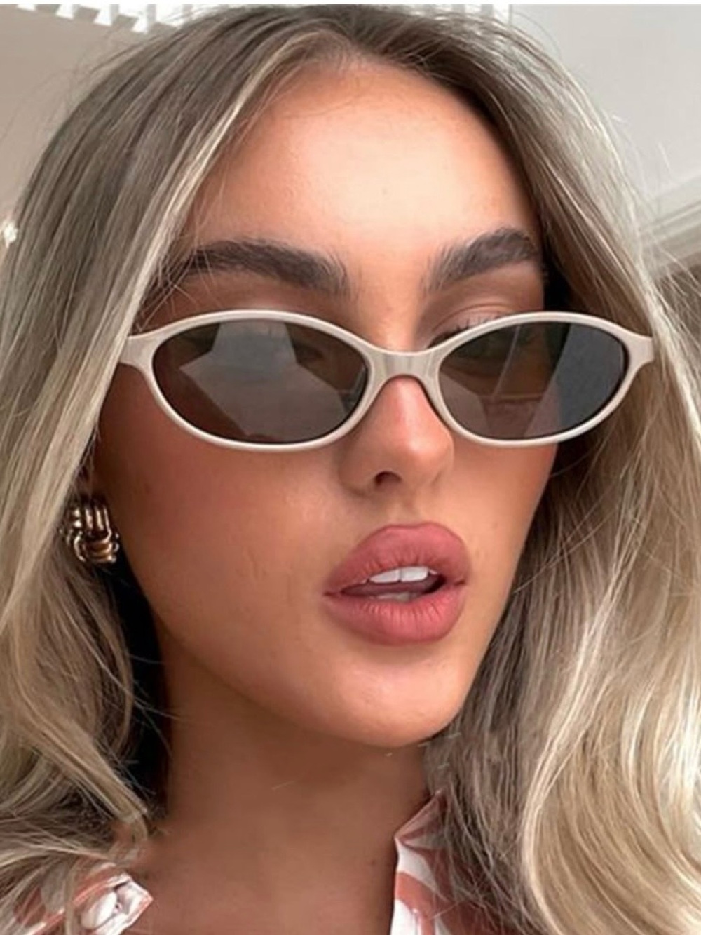 Amazon White Oval sleek trendy sunglasses